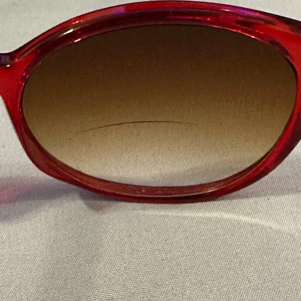 Liz Claiborne sunglasses readers +2.00 vintage‎ frames